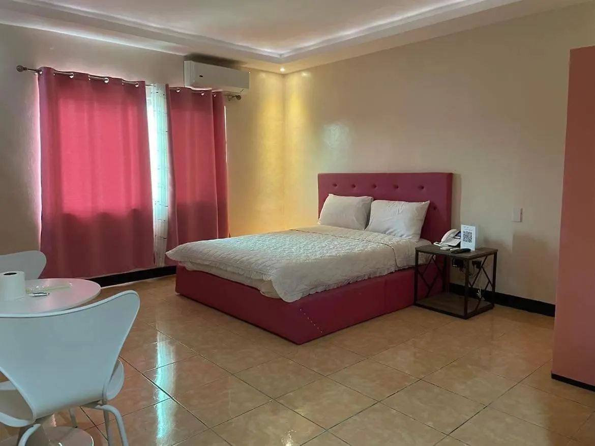 אנגלס Hotel Good Day